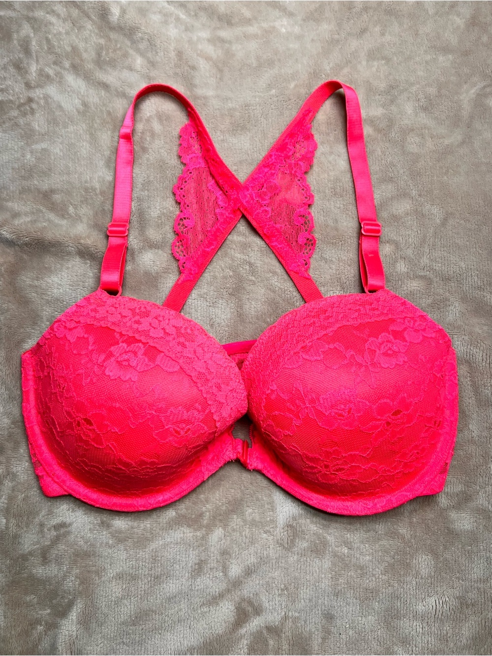32DD | La Senza 'Perfectly Me' Lightly Lined Front Close Pink Lace Bra